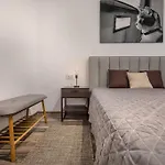 Modern Apartment With City-View Near Poiana Brasov